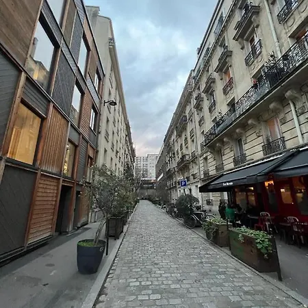 New Entiry Apartment-private In Parigi